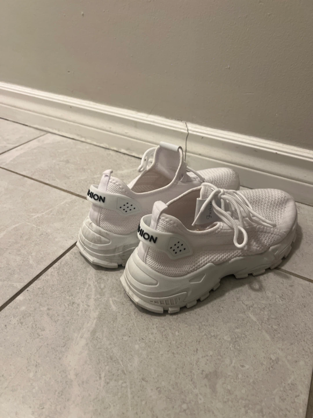 White Fashion Sneakers - photo 2