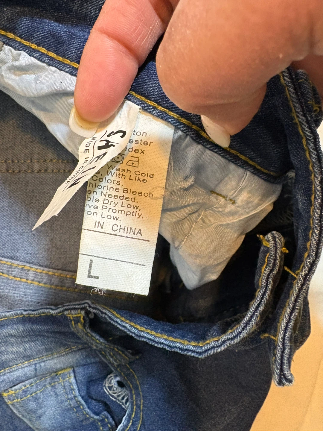 Ripped Jeans - Size Large - photo 4