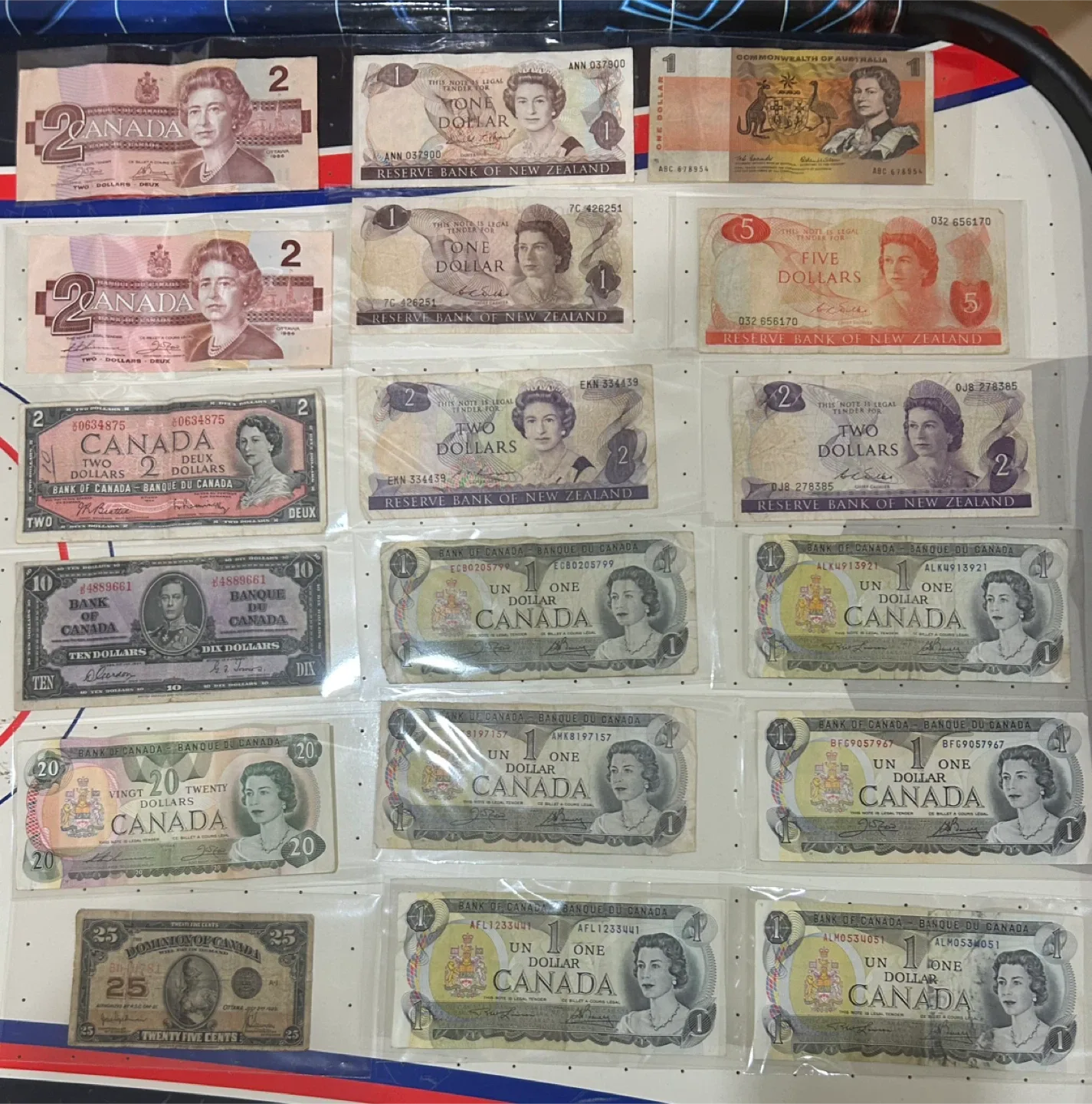 Lot of Collectors Bank Notes - Canada, New Zealand, France