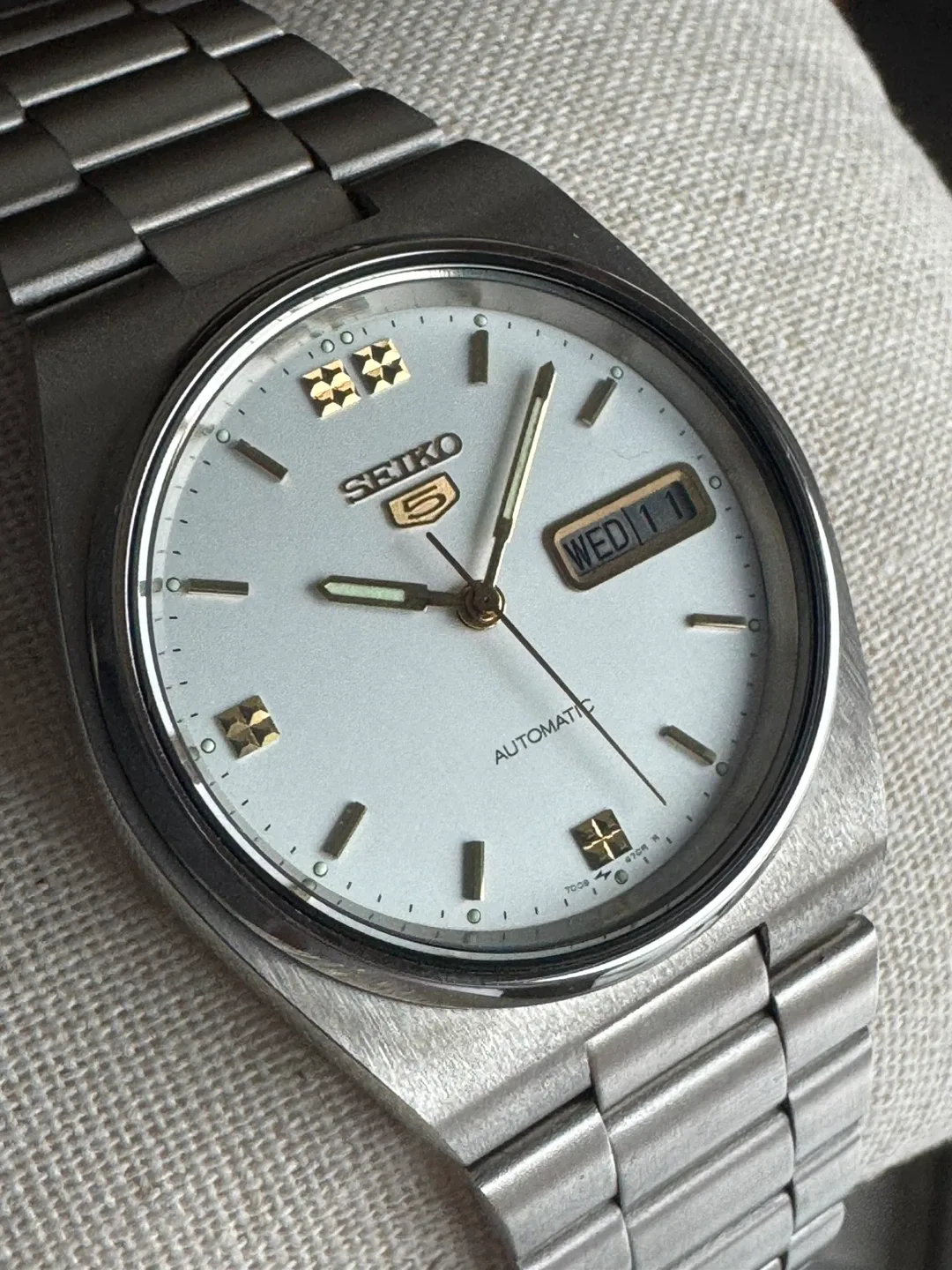 Seiko 5 Vintage 37mm Automatic Watch SCWL47 7009-3130