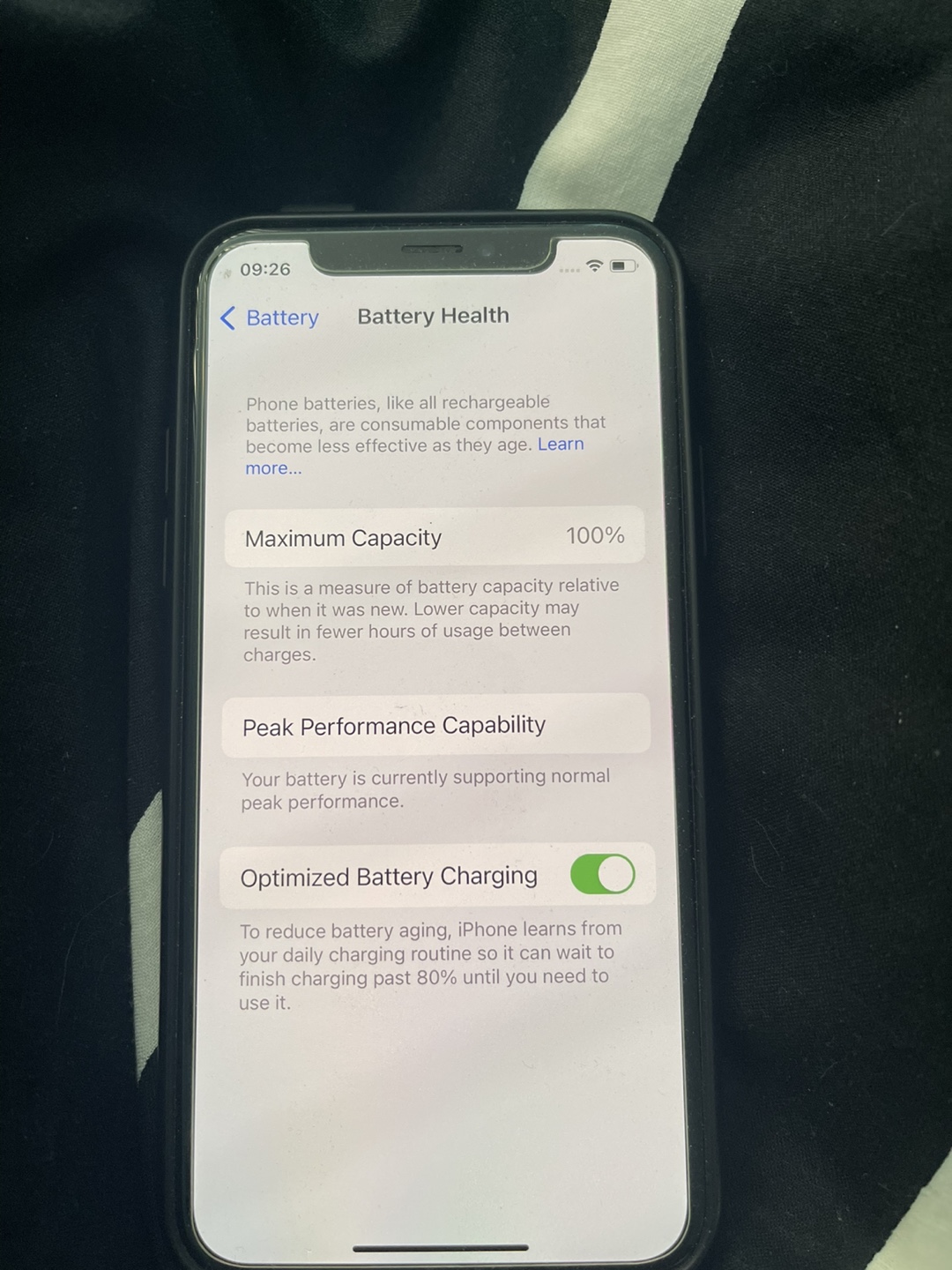 iPhone X 256GB - Excellent Battery Health - photo 2