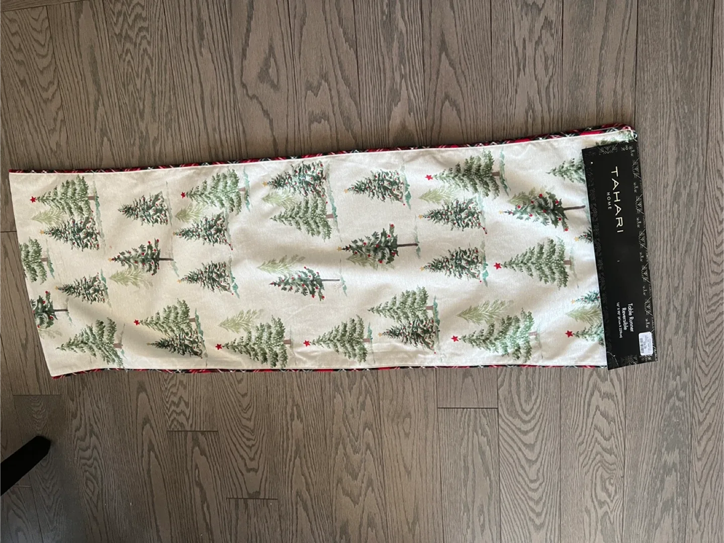 Tahari Christmas Tree Table Runner - NEW