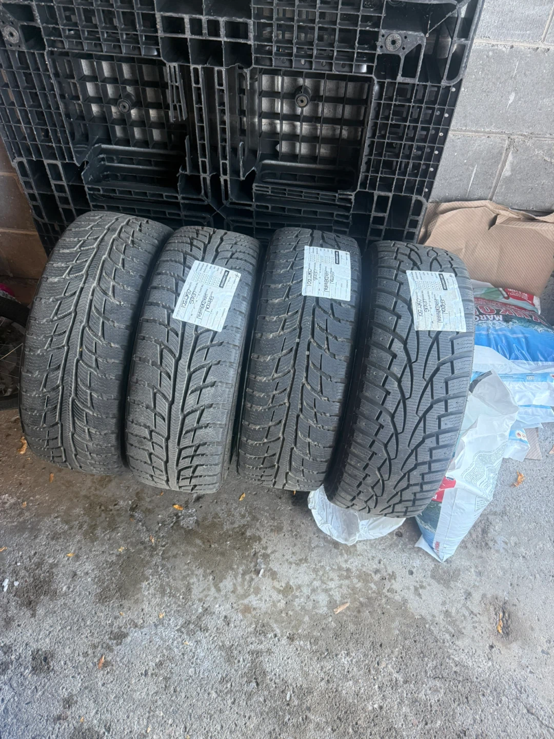 BF Goodrich 235/40R19 Winter Tires on Rims - Set of 4 - photo 3