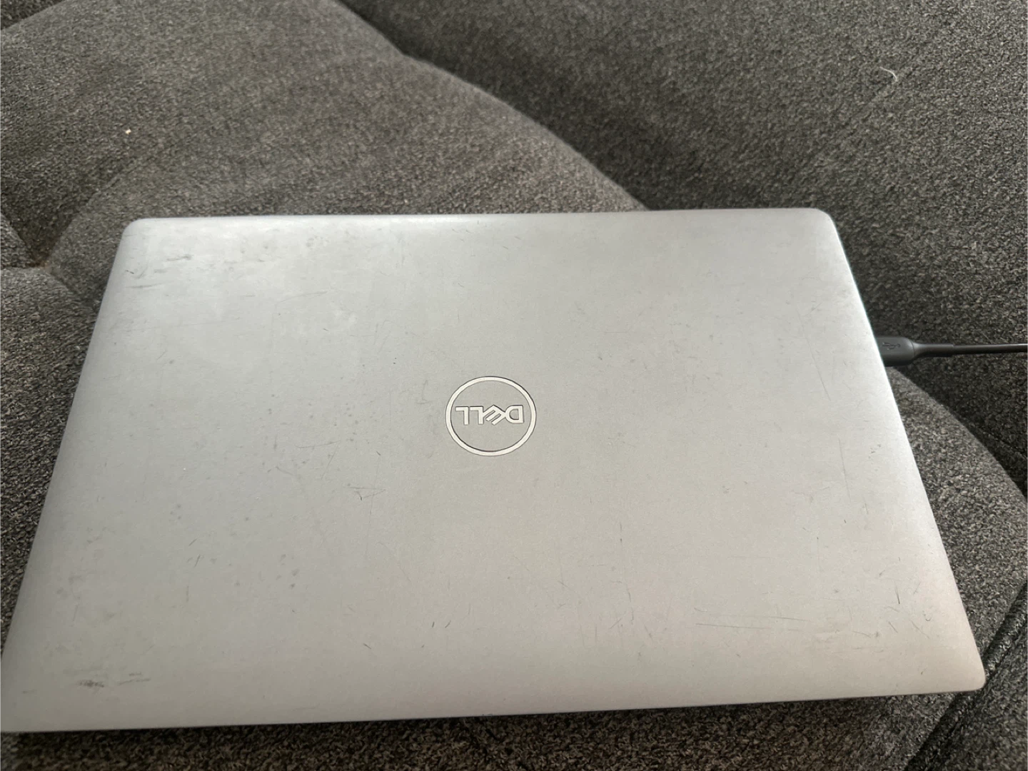 Dell Latitude 5420 Laptop - photo 3