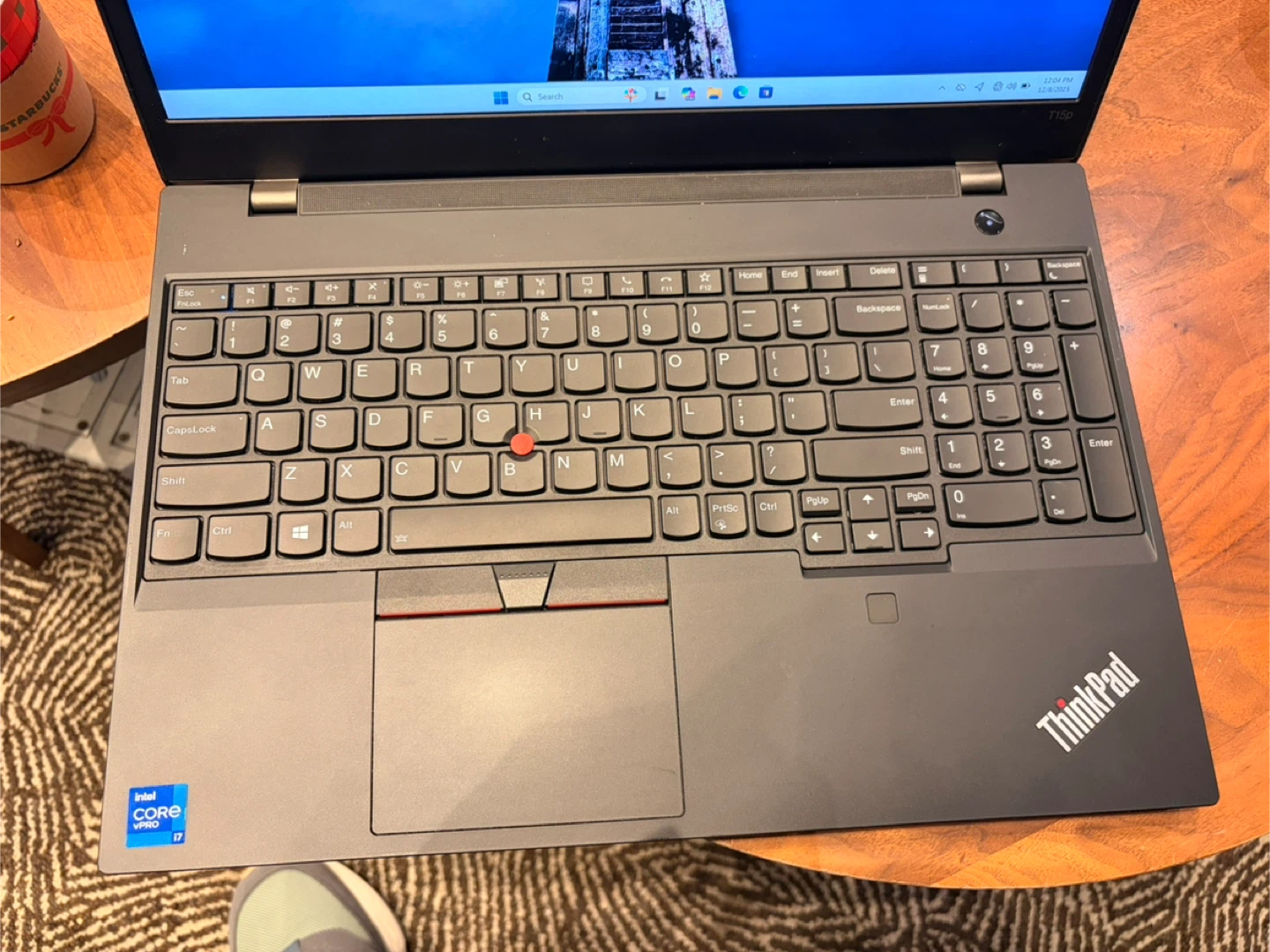 Lenovo ThinkPad T15p Laptop — i7 / 32GB RAM / GTX 1650 / 4K - photo 2