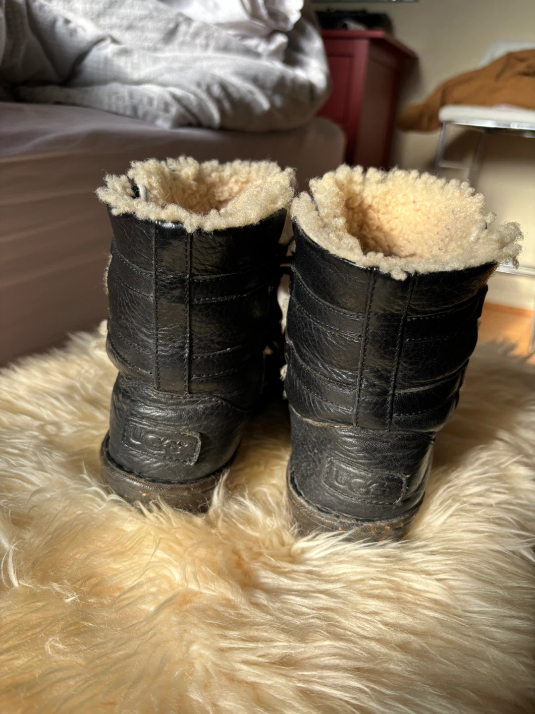 UGG Black Leather Boots  size 7 - photo 3