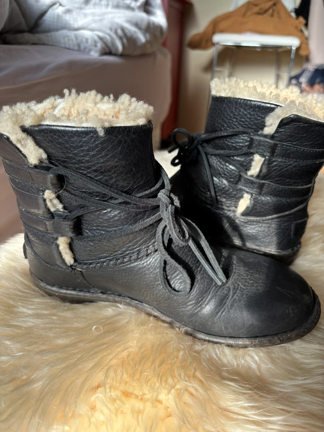 UGG Black Leather Boots  size 7 - photo 2