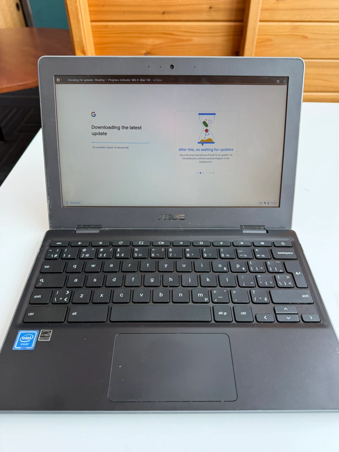 ASUS C204M Chromebook - Great for students!