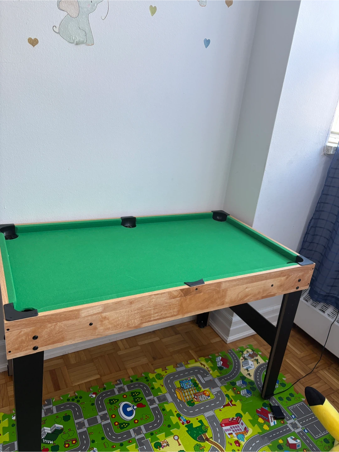 Pool Table with Billiard Balls - photo 2