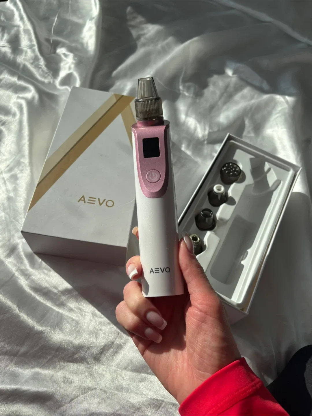 AEVO Facial Pore Vacuum with Box