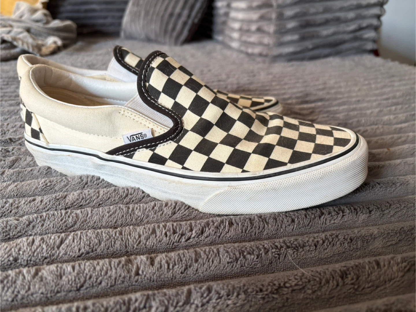 Vans Classic Slip-On Checkerboard Shoes size 9m - photo 2