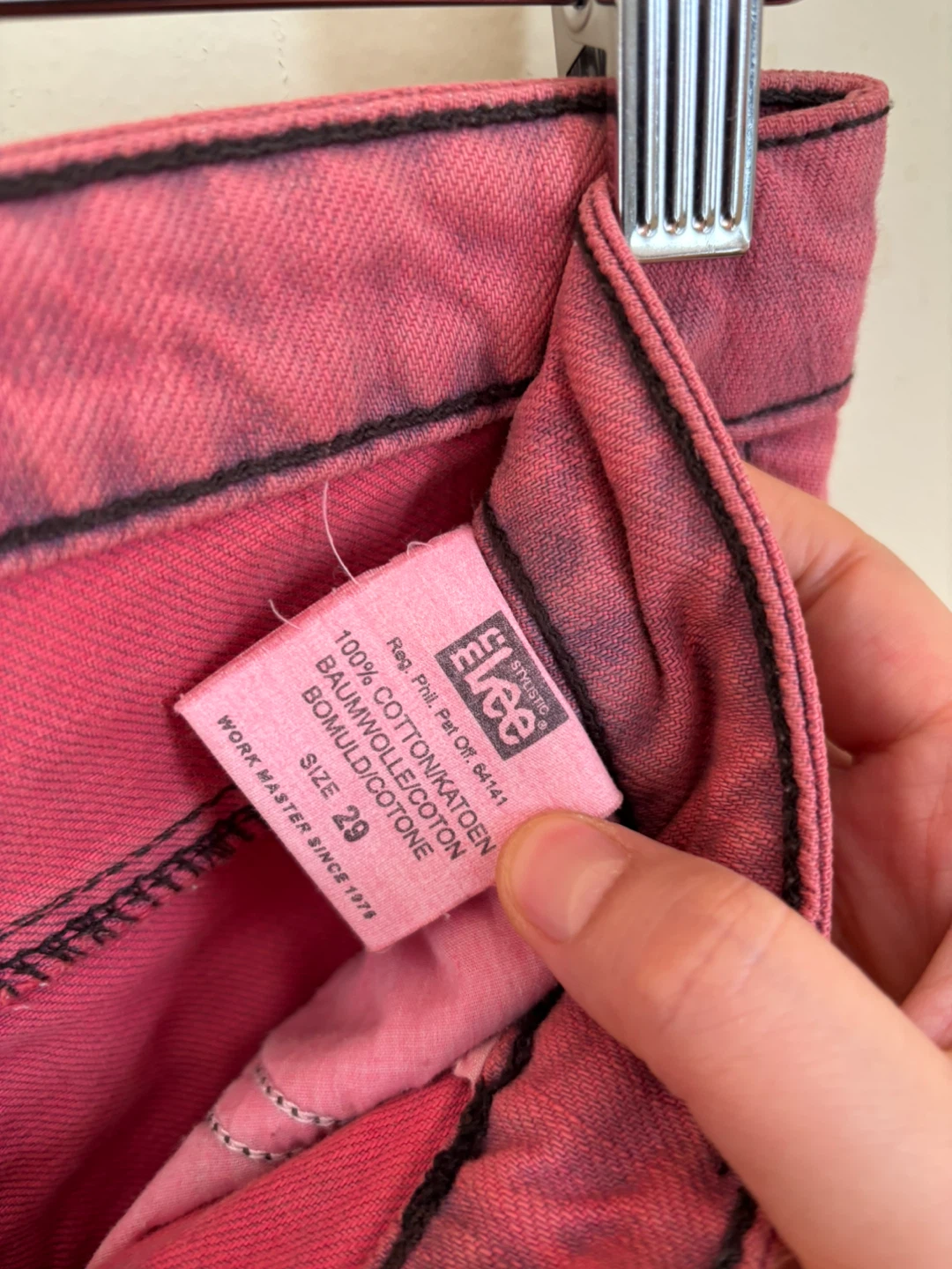 Lee Pink Jeans - Size 29, inseam 28” - photo 5