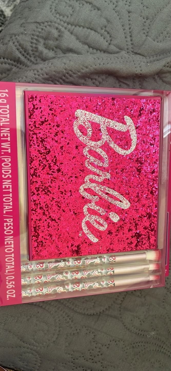 New Barbie Townley Girl Makeup Set - photo 3