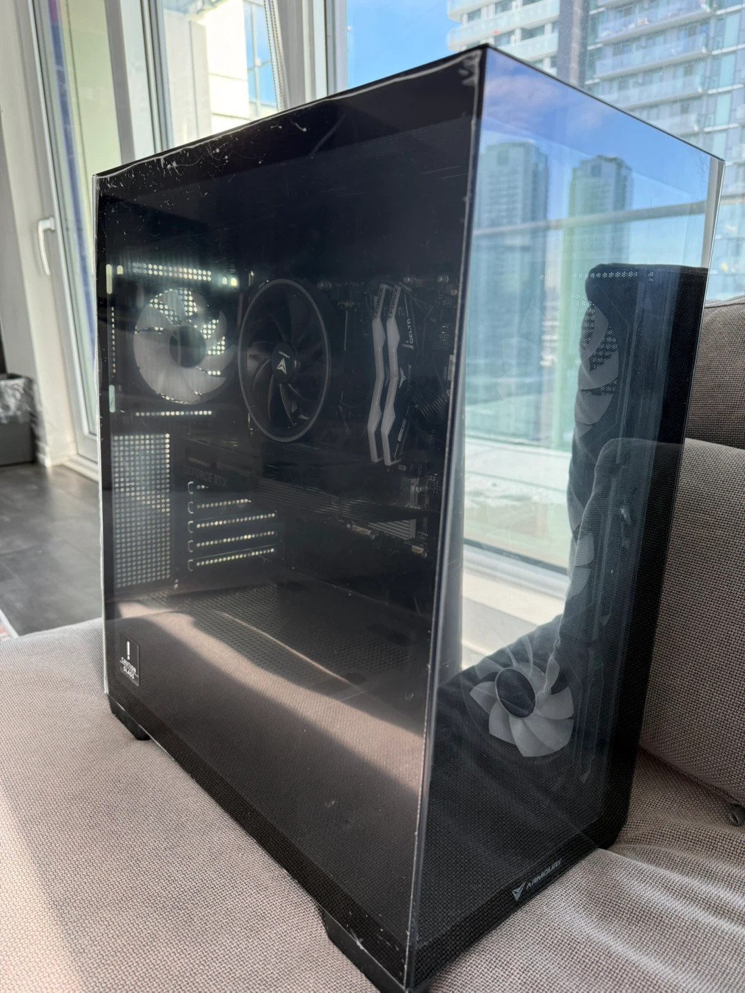 Black Gaming PC Tower - photo 5