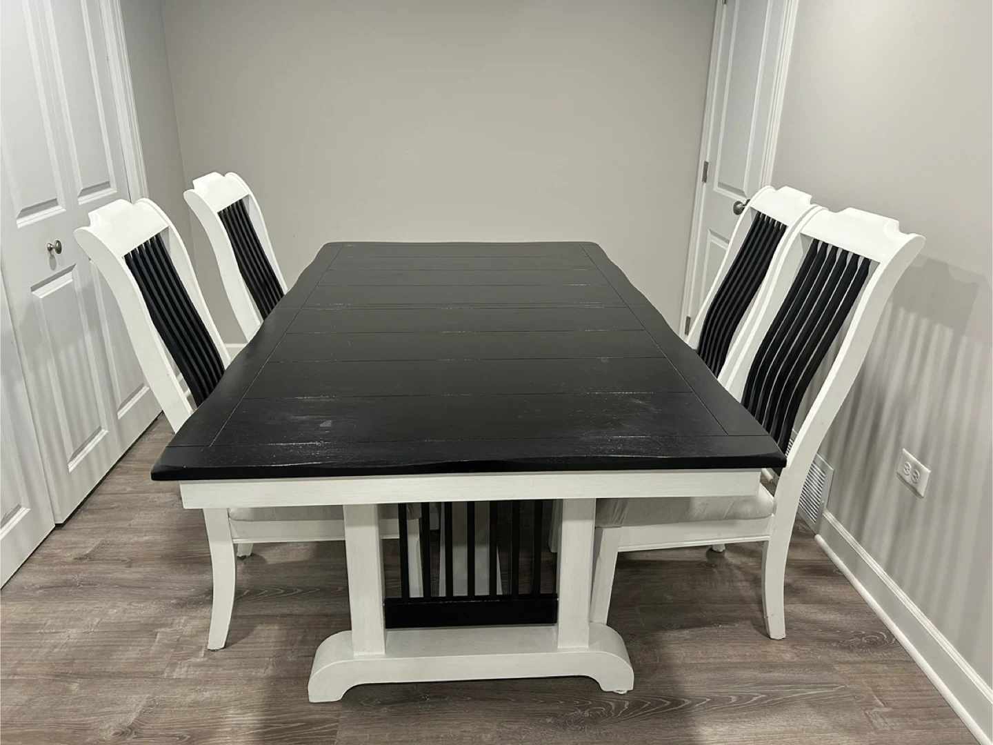 Dining Table with 4 Chairs - Black & White