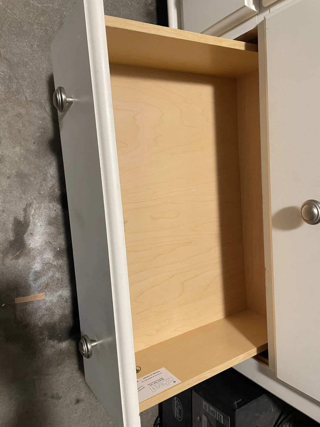 White 6-Drawer Dresser - photo 3
