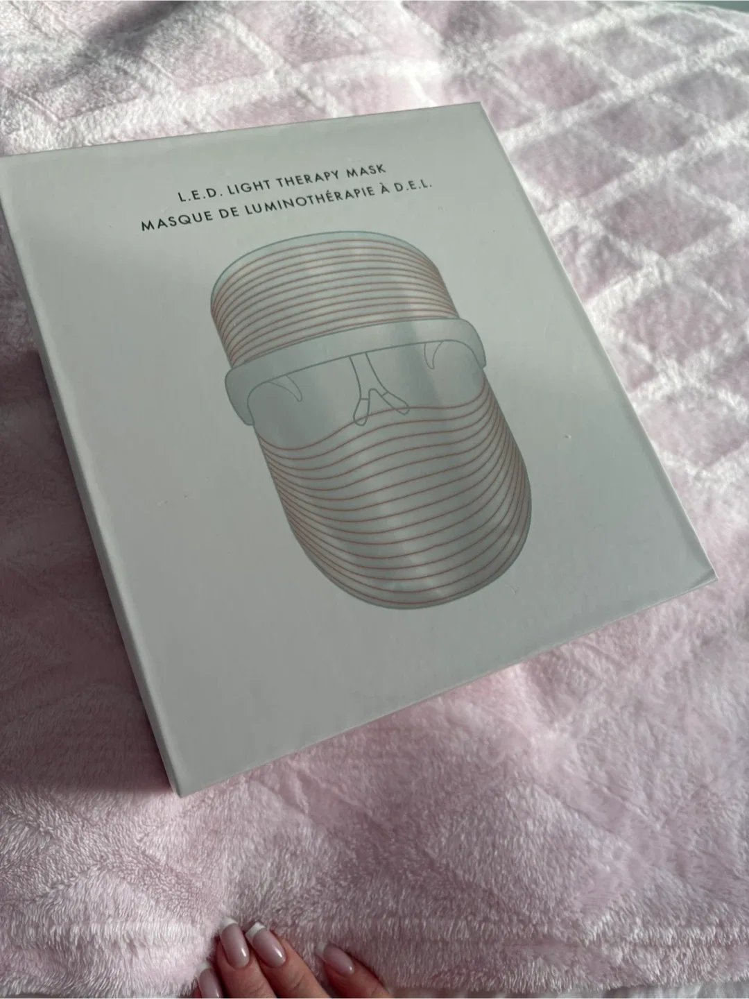 New Indigo L.E.D. Light Therapy Mask