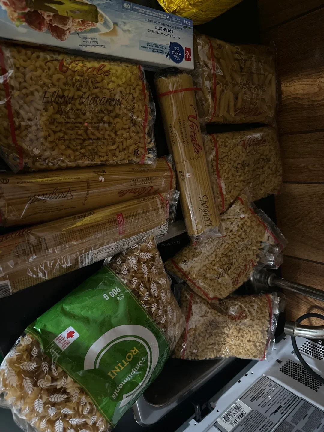 Variety of Pasta: Compliments Rotini, Vitale Spaghetti