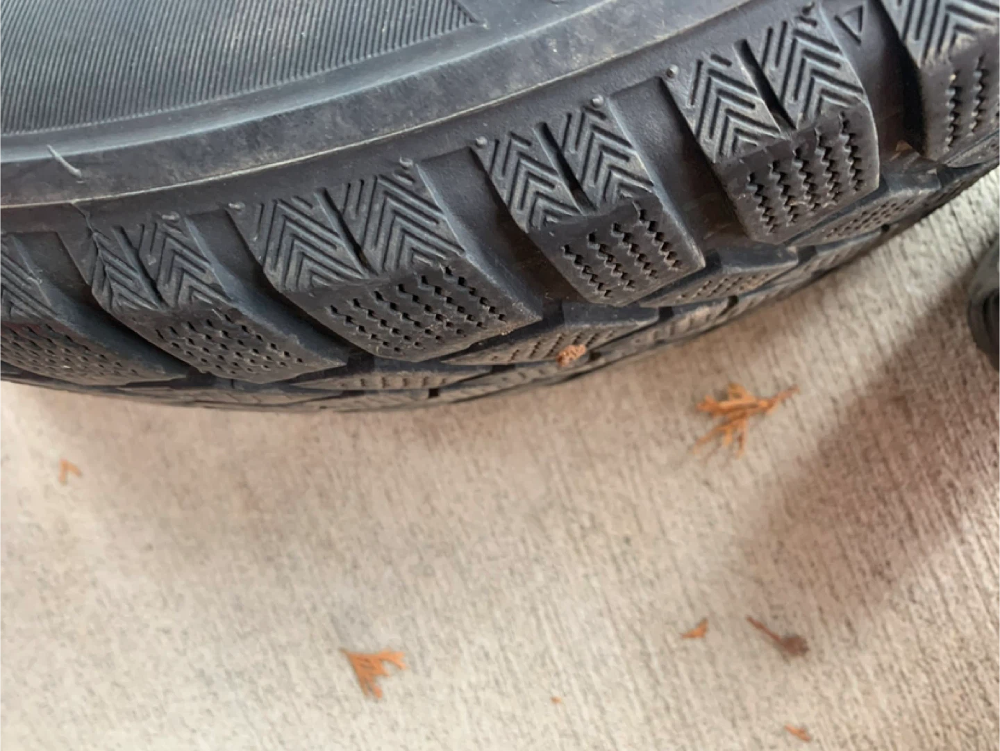Haida Winter Tire 205/60R16 96T XL - photo 2