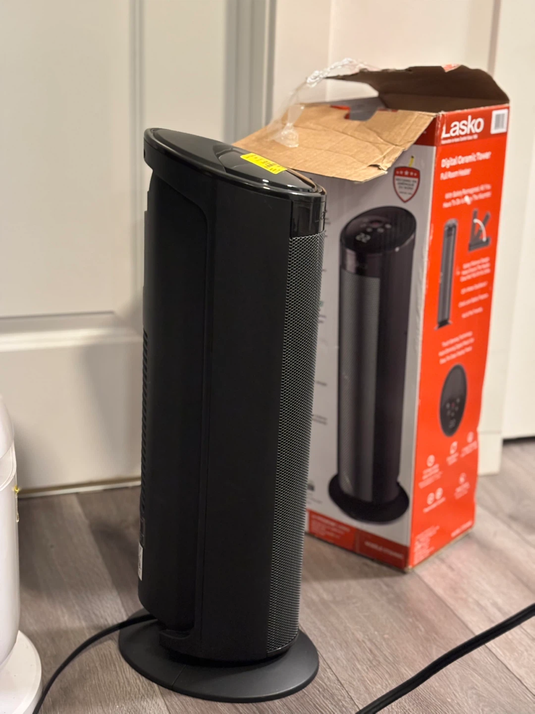 Lasko Digital Ceramic Tower Heater - Black - photo 2