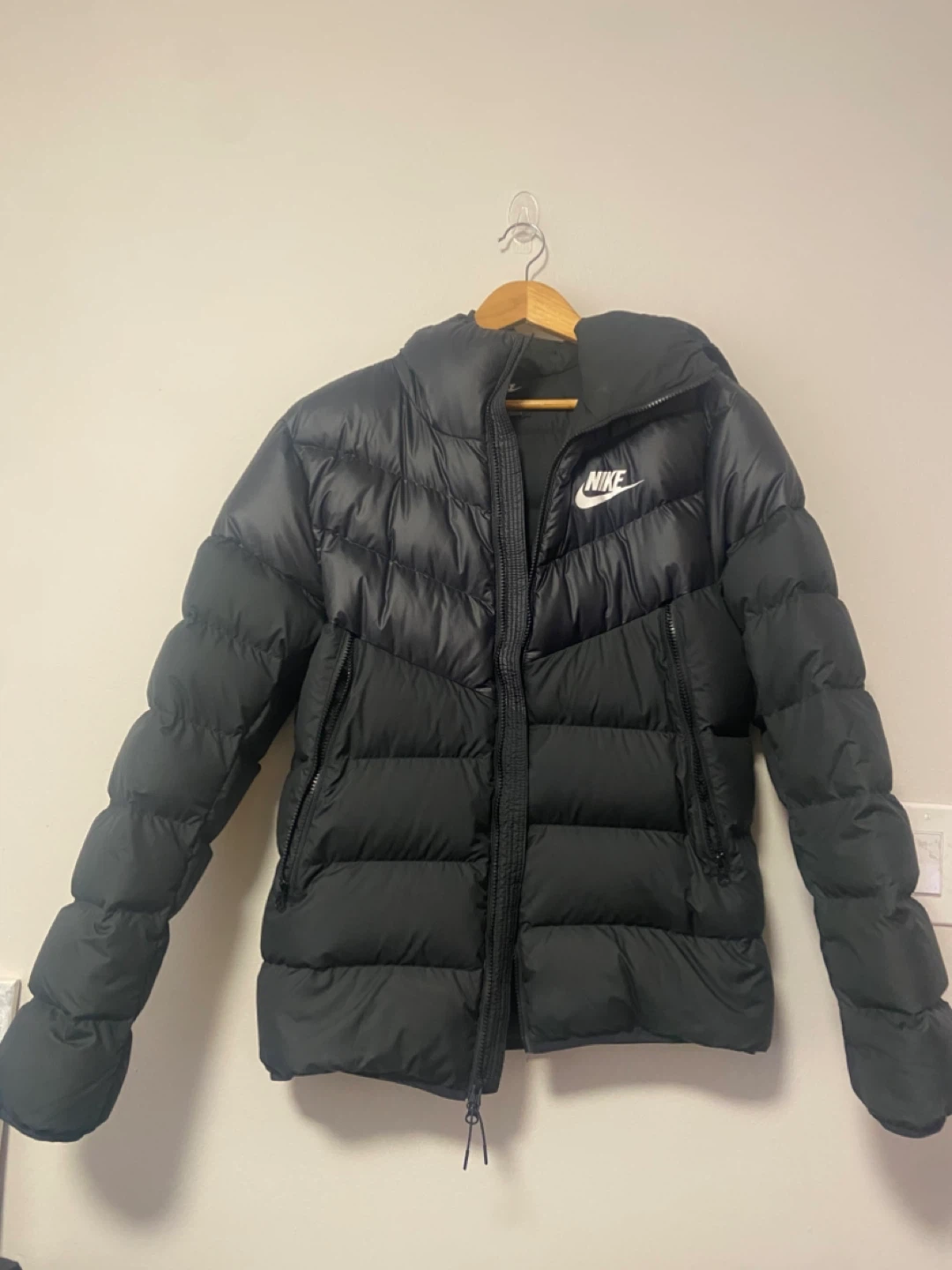 Nike Puffer Jacket - Size M