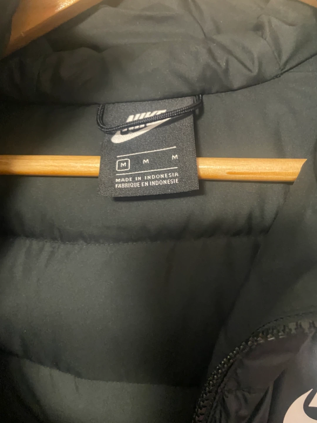 Nike Puffer Jacket - Size M - photo 2