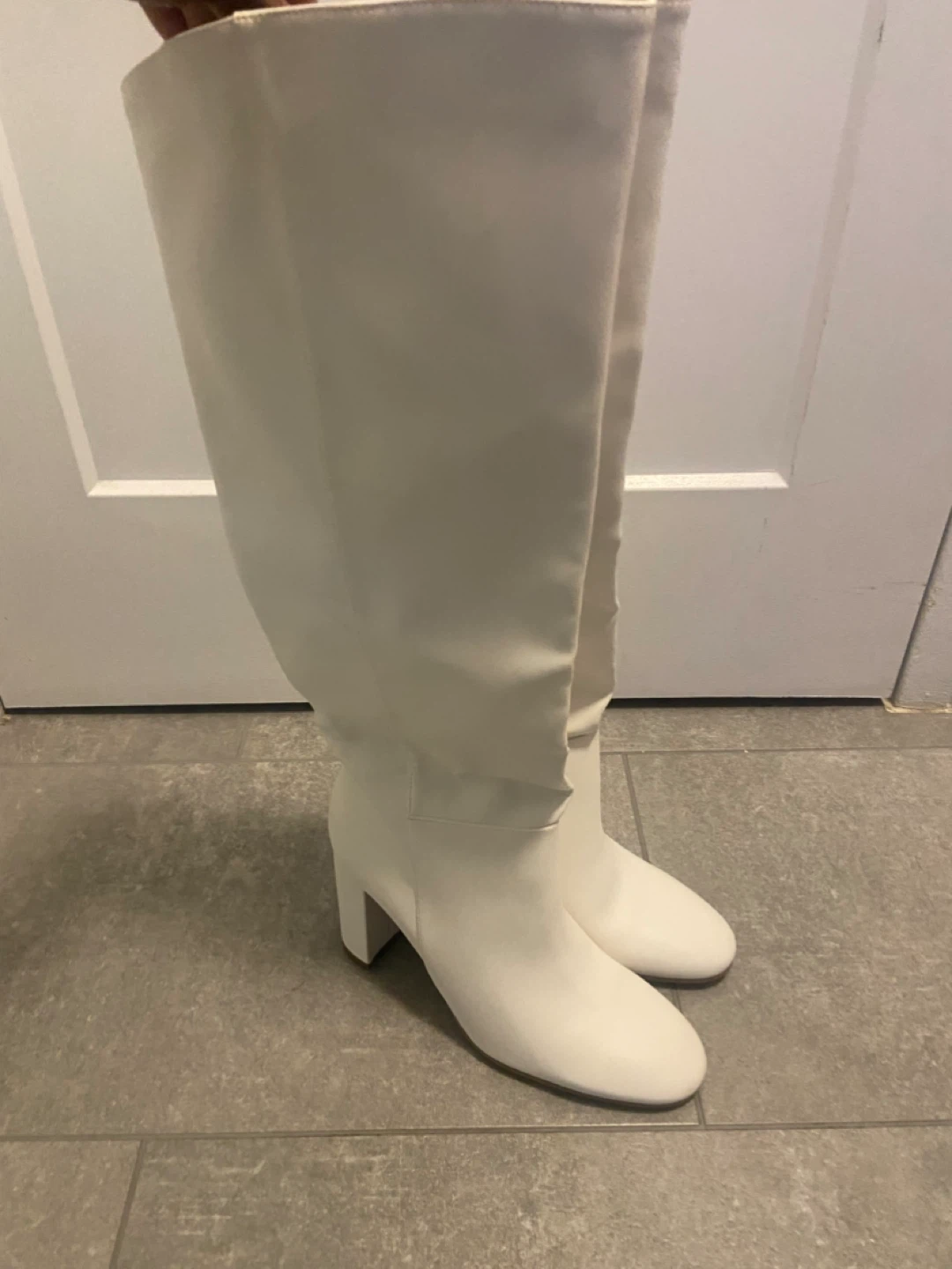 H&M White Heeled Boots - Size 9