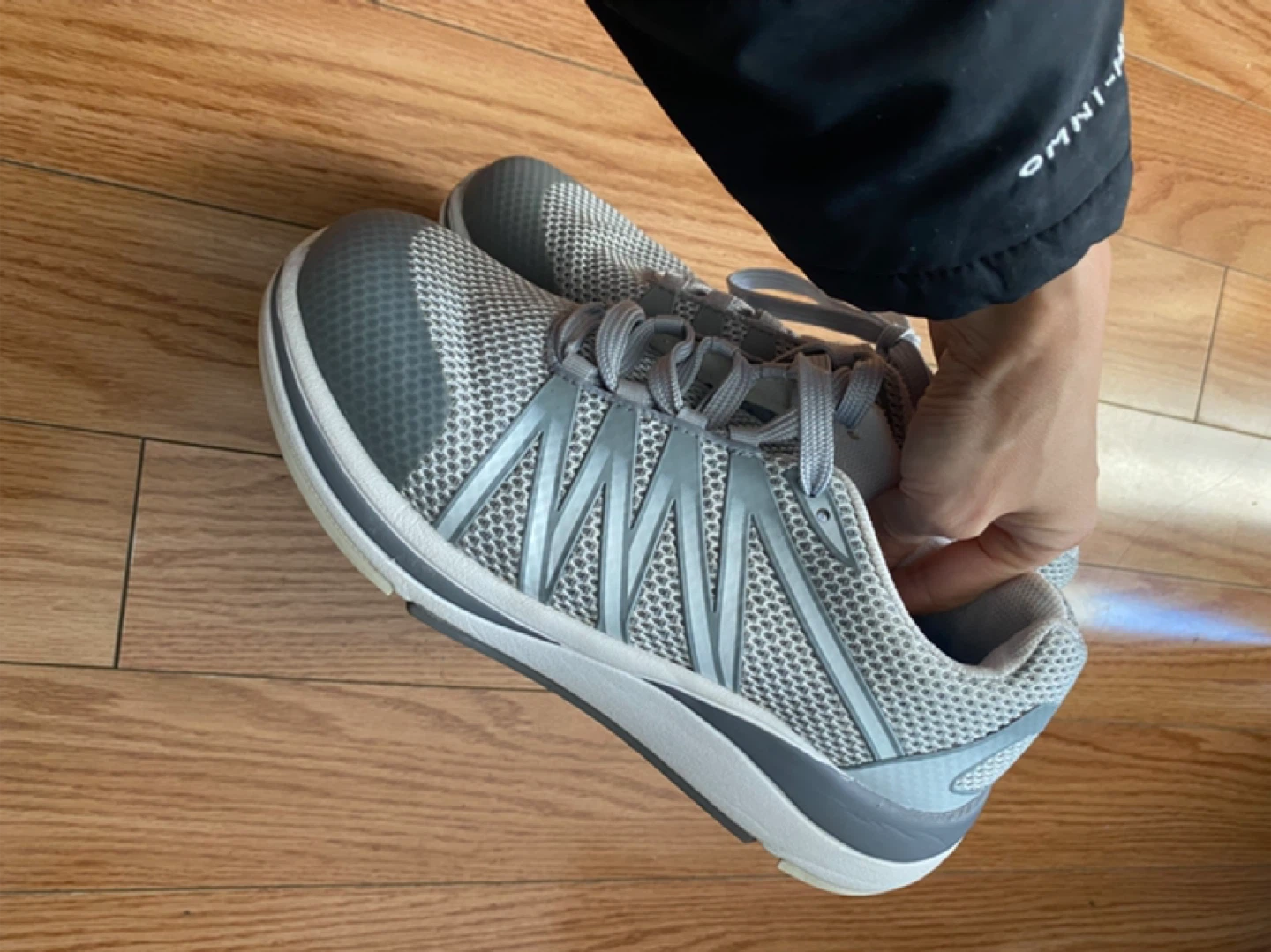 Men‘s Shoes Sports Grey US 7 for Big Kds or Men