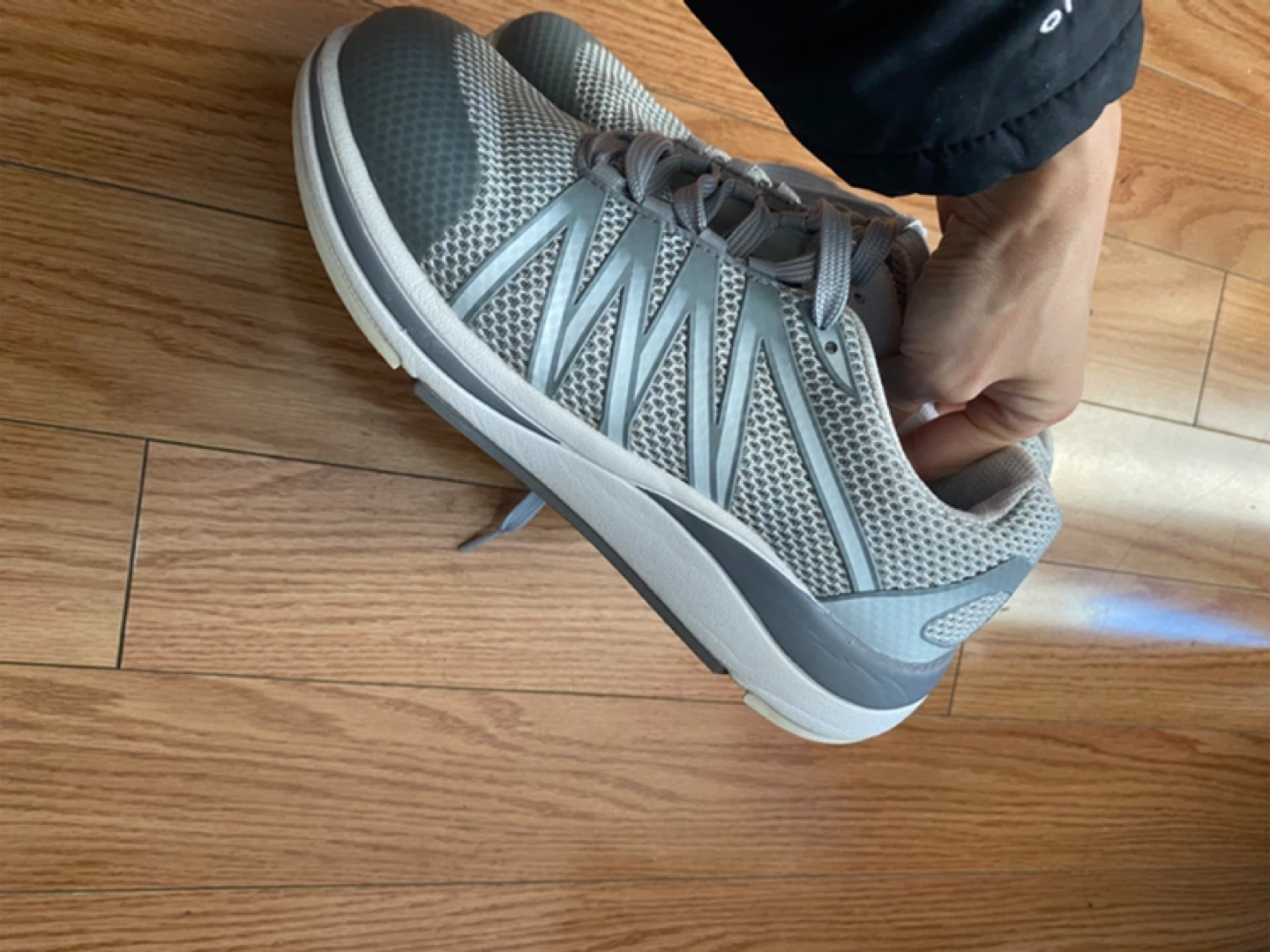 Men‘s Shoes Sports Grey US 7 for Big Kds or Men - photo 2