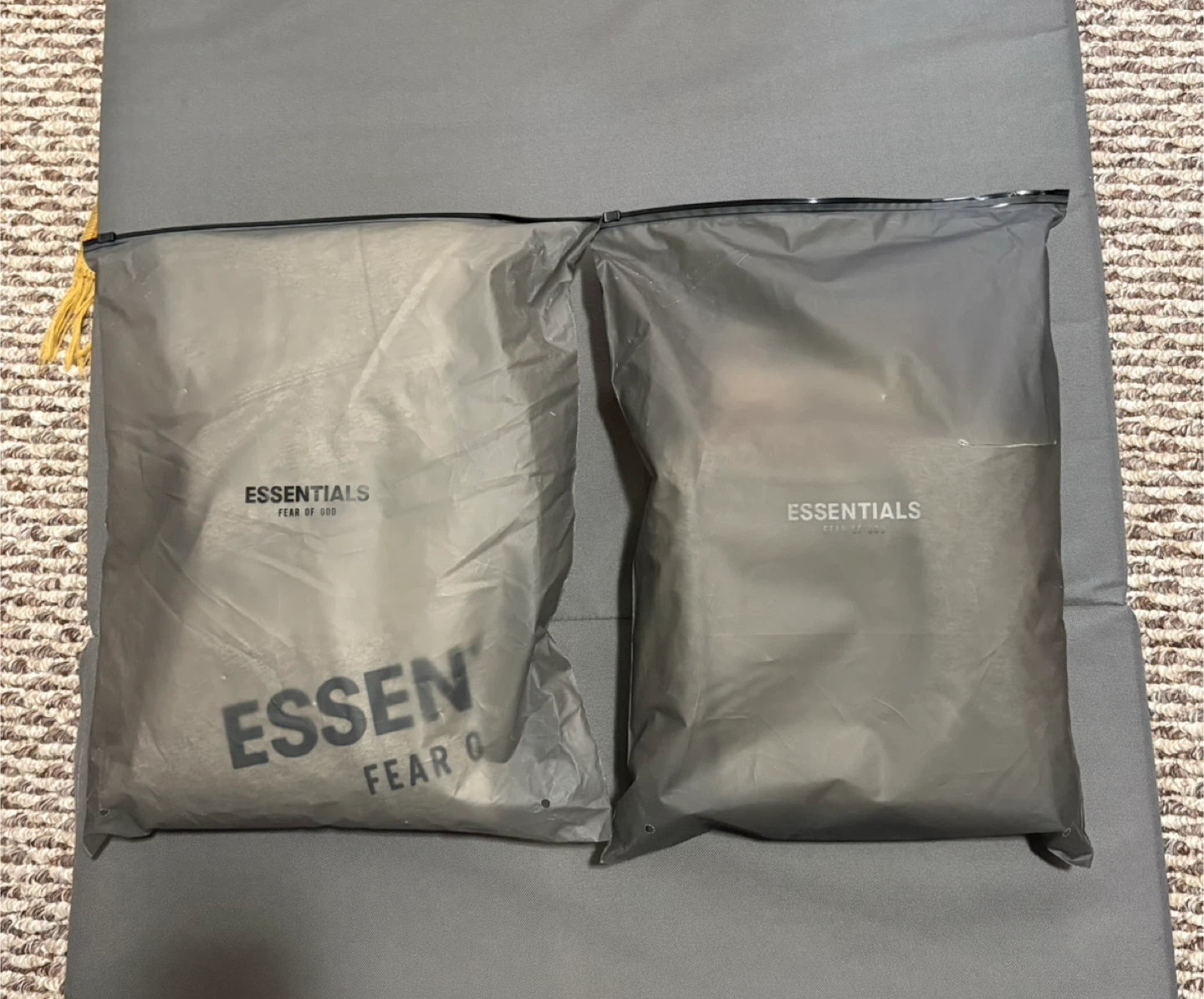 Essentials Fear of God Hoodie & Sweatpants Set - photo 2