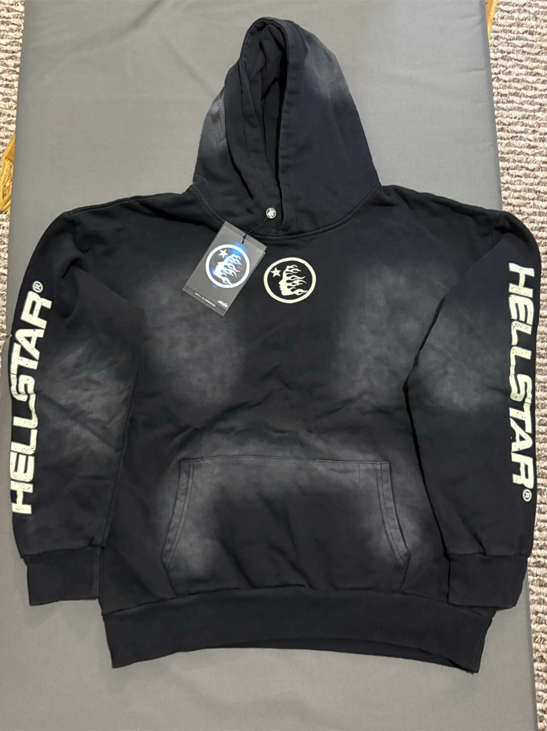 HELLSTAR Hoodie - Size M - photo 4