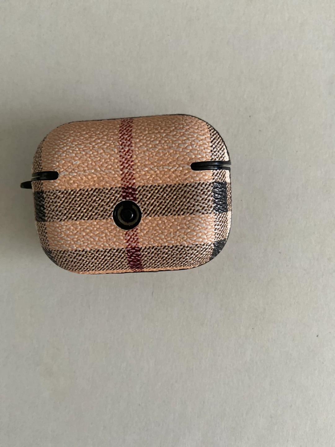 Burberry AirPods Pro Case - photo 2
