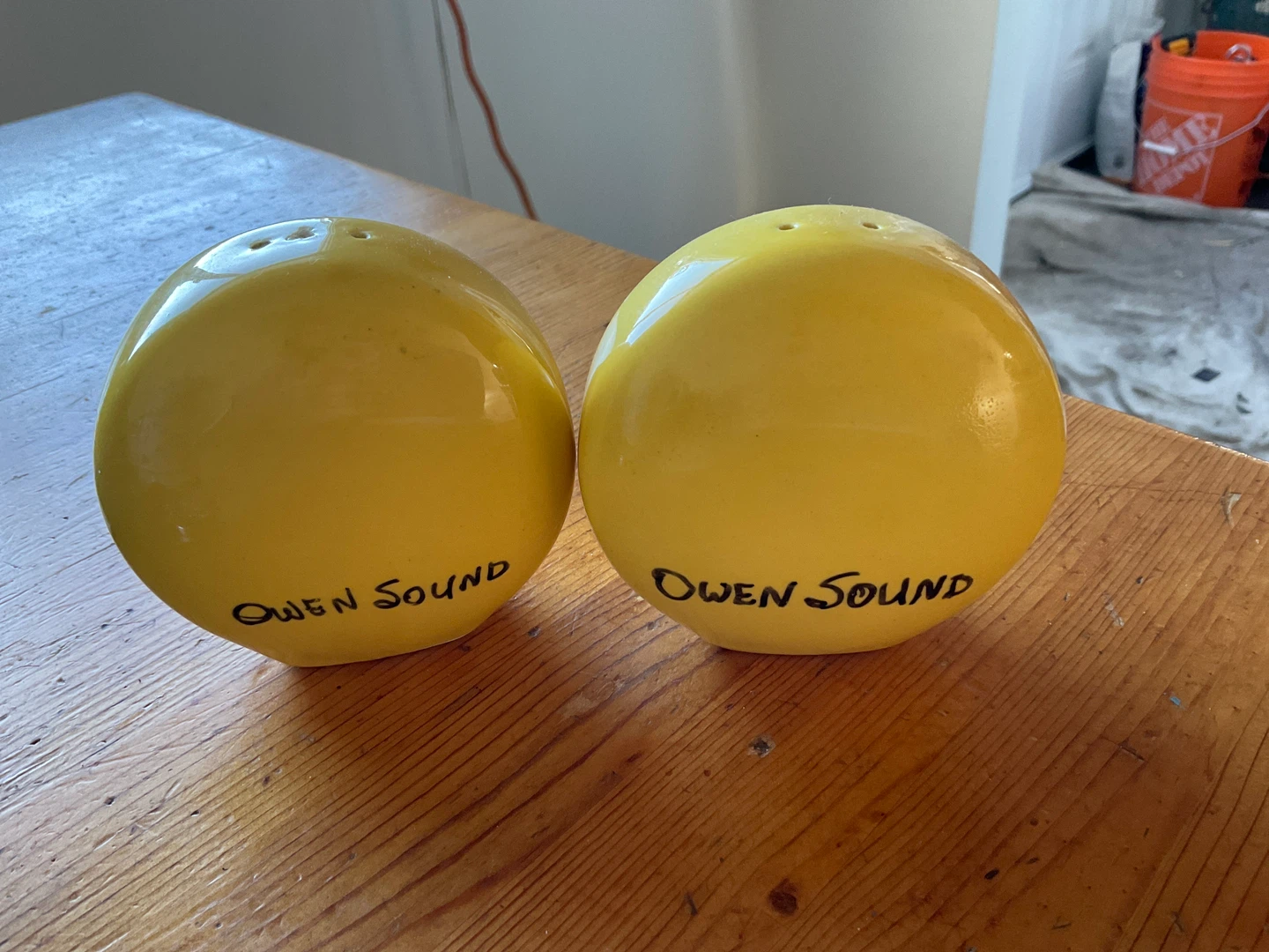 Owen Sound Salt & Pepper Shakers - Smiley Face - photo 2