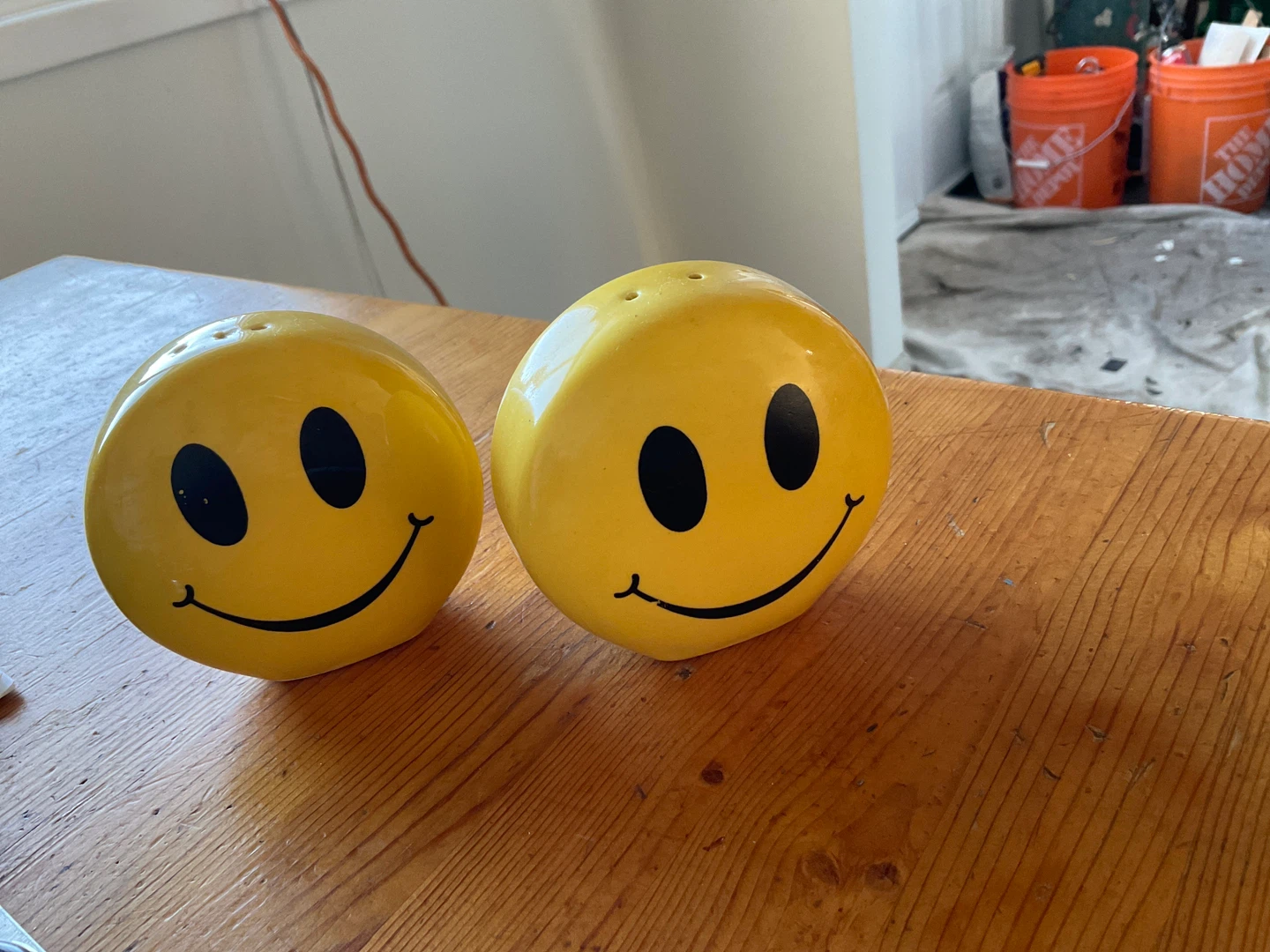 Owen Sound Salt & Pepper Shakers - Smiley Face