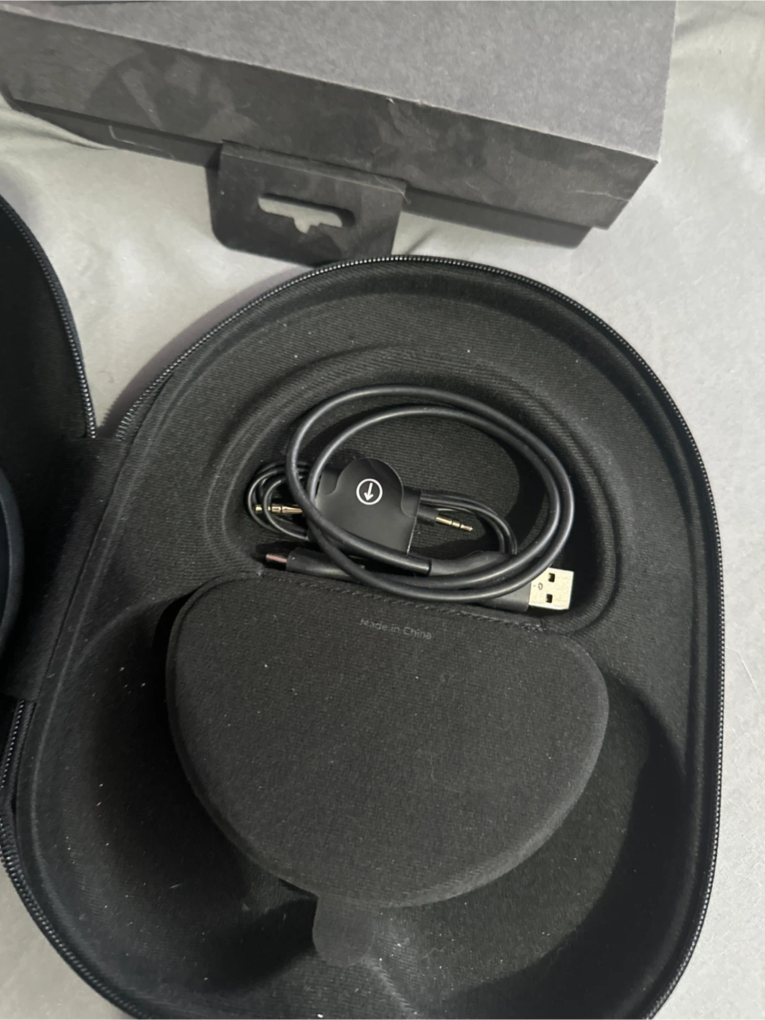 Bose Noise Cancelling Headphones 700 - Black - photo 3