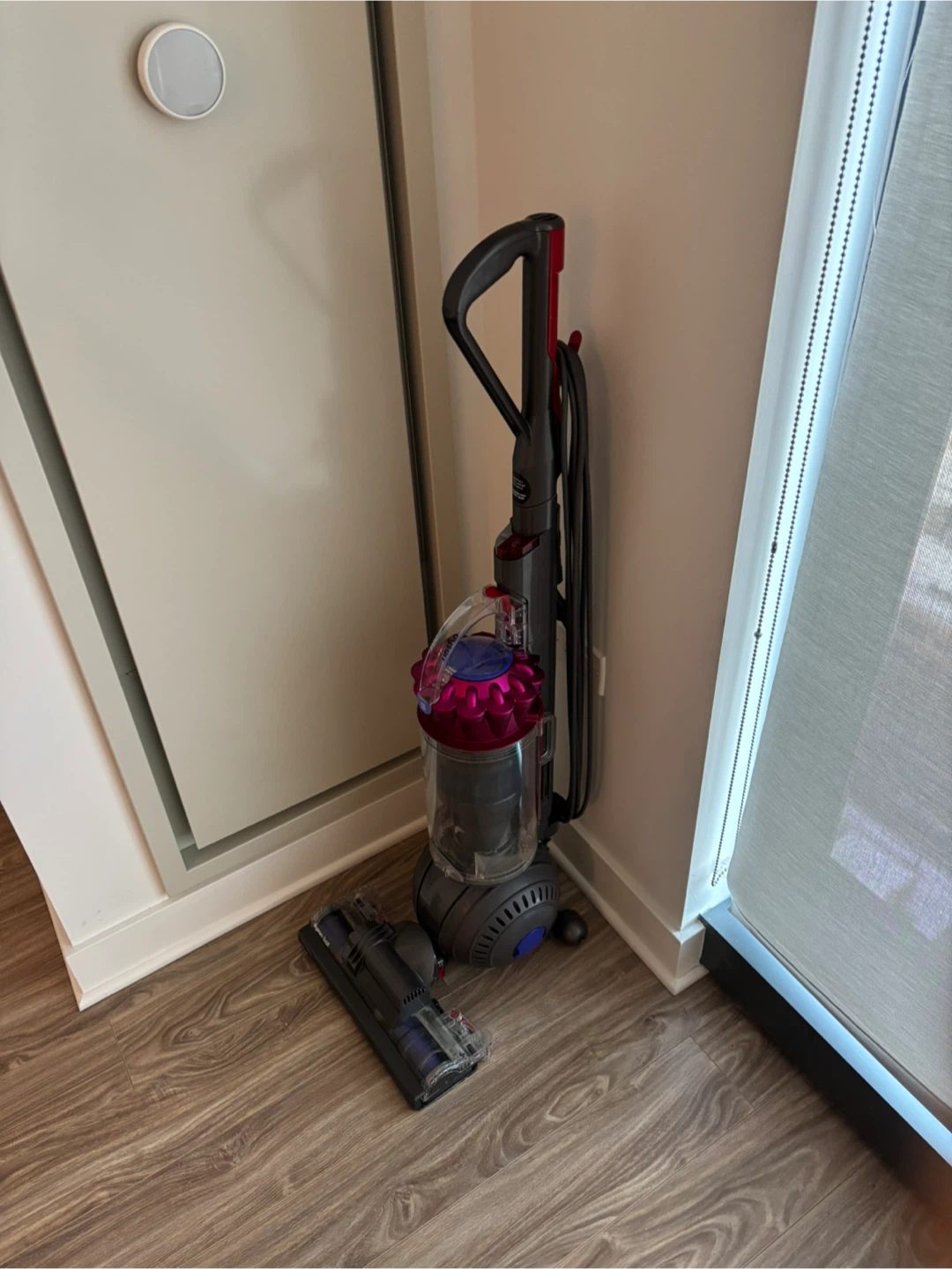 Dyson Ball Upright Vacuum Cleaner - photo 4