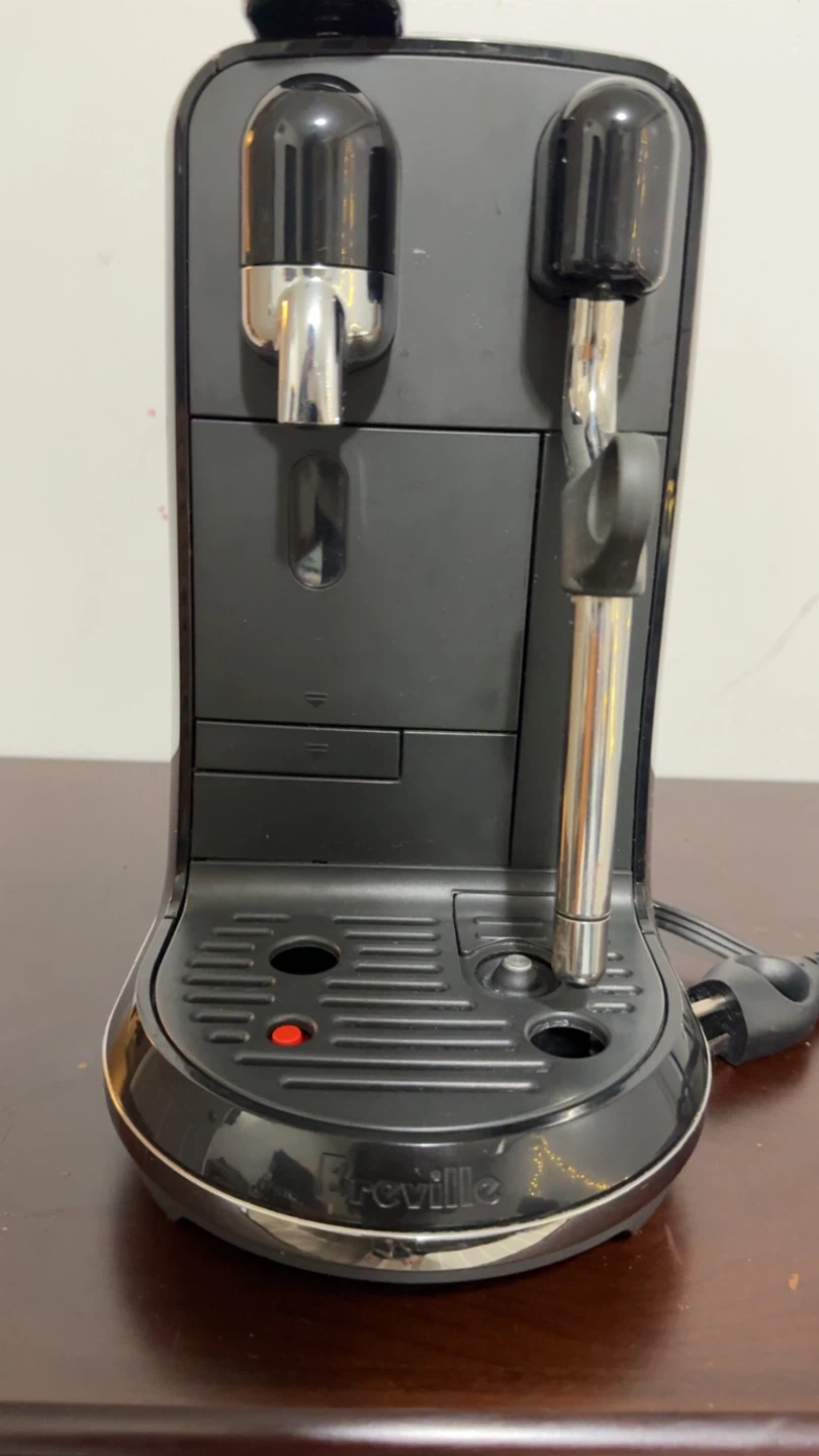 Nespresso Breville Coffee Machine - Black