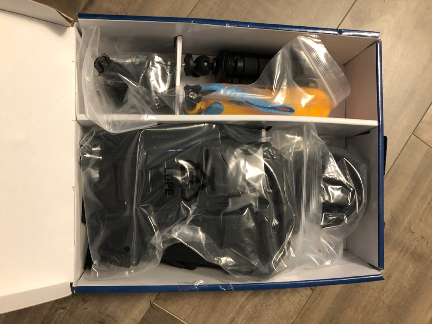 GoPro Essential Accessory Kit - Insignia - photo 2