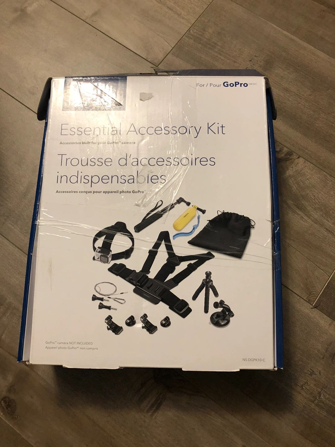 GoPro Essential Accessory Kit - Insignia