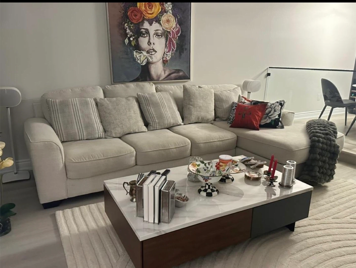 Sofa with center table.