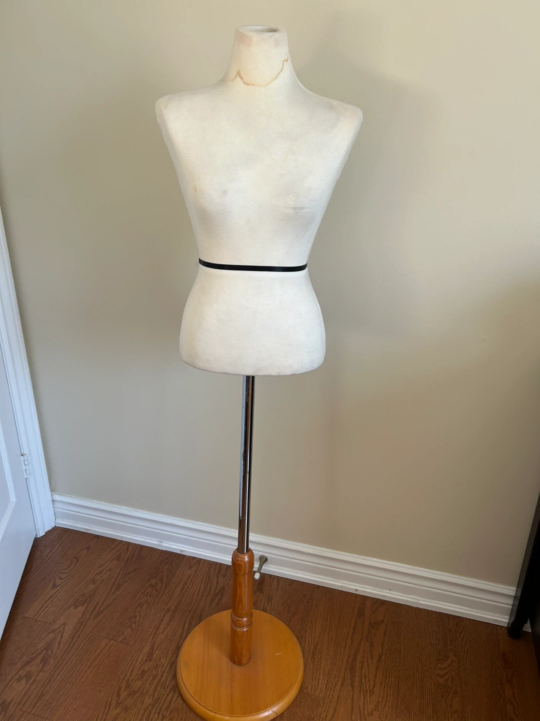 Dress Form Mannequin - photo 2