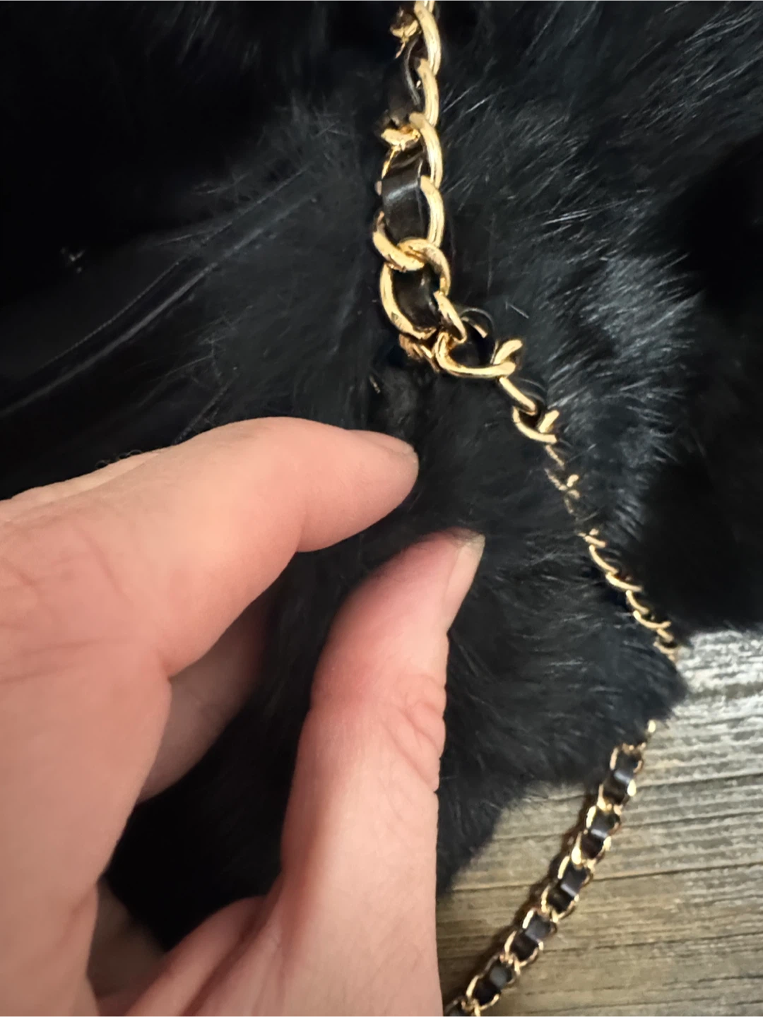 Fur evening bag - photo 3