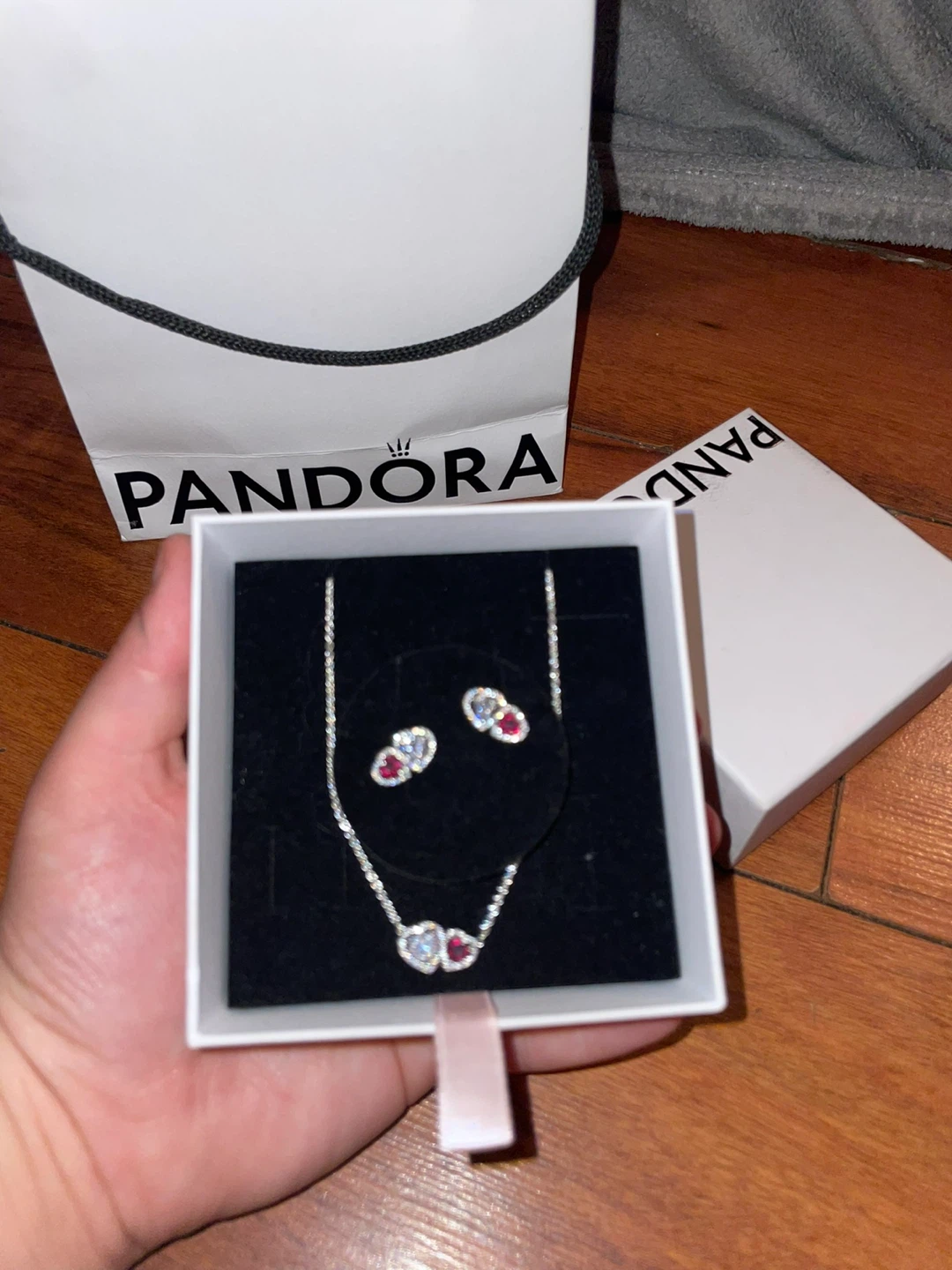 Red and white Pandora Heart Necklace & Earrings Set - photo 3