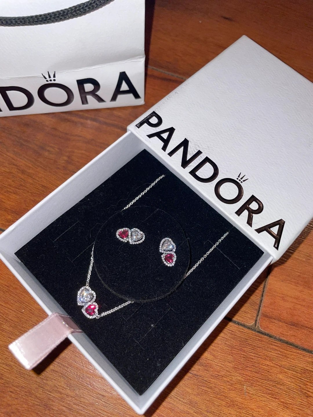Red and white Pandora Heart Necklace & Earrings Set