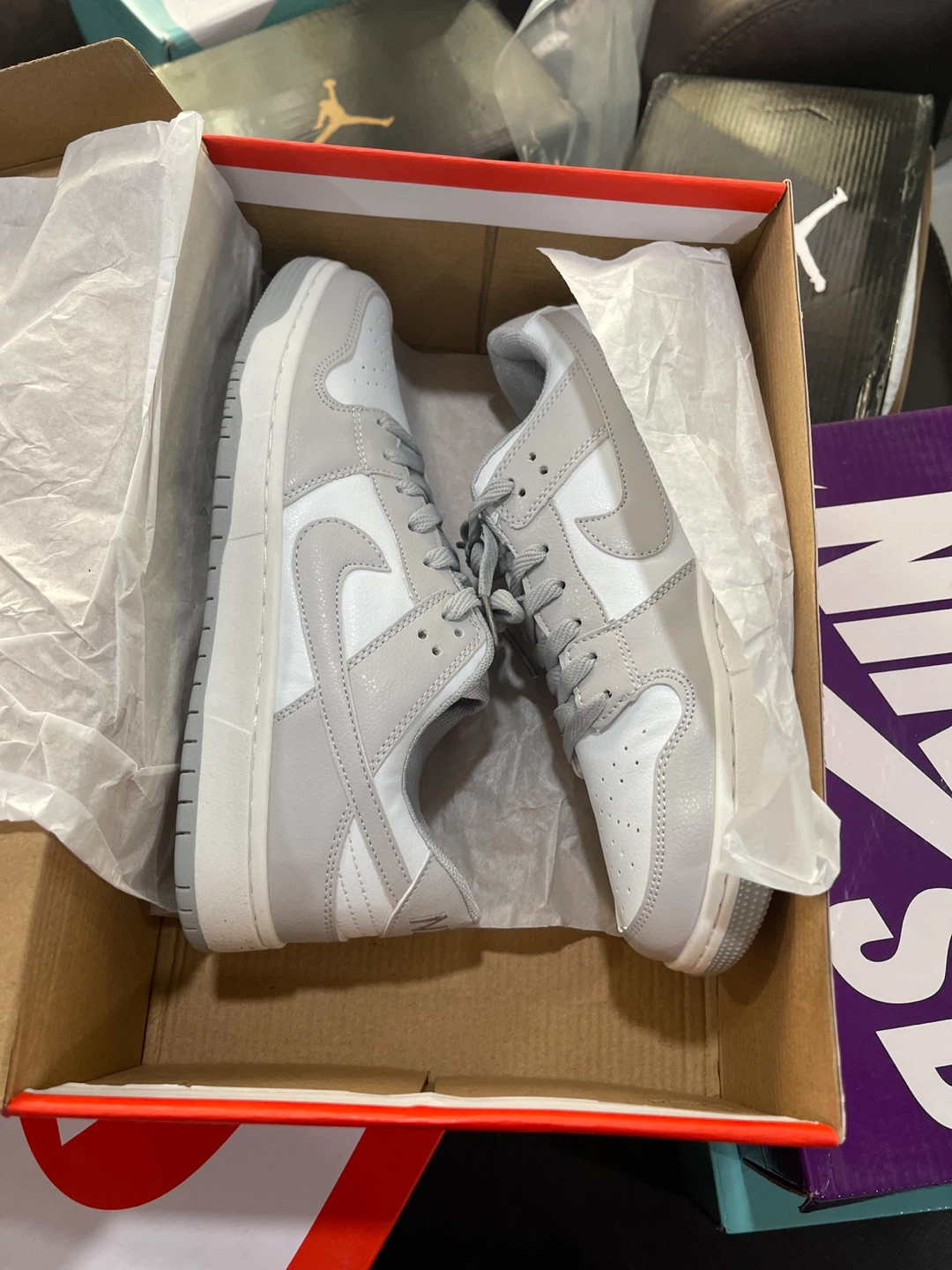 Nike SB Dunk Low White/Grey Size 7.5