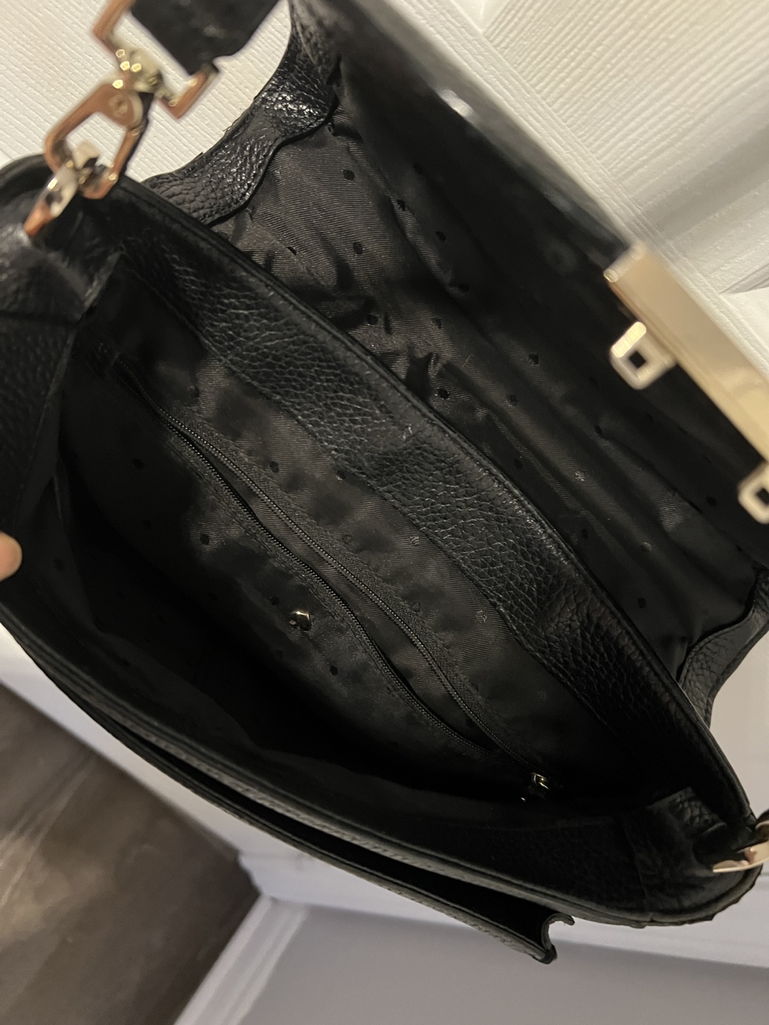 Kate Spade Black Leather purse - photo 5
