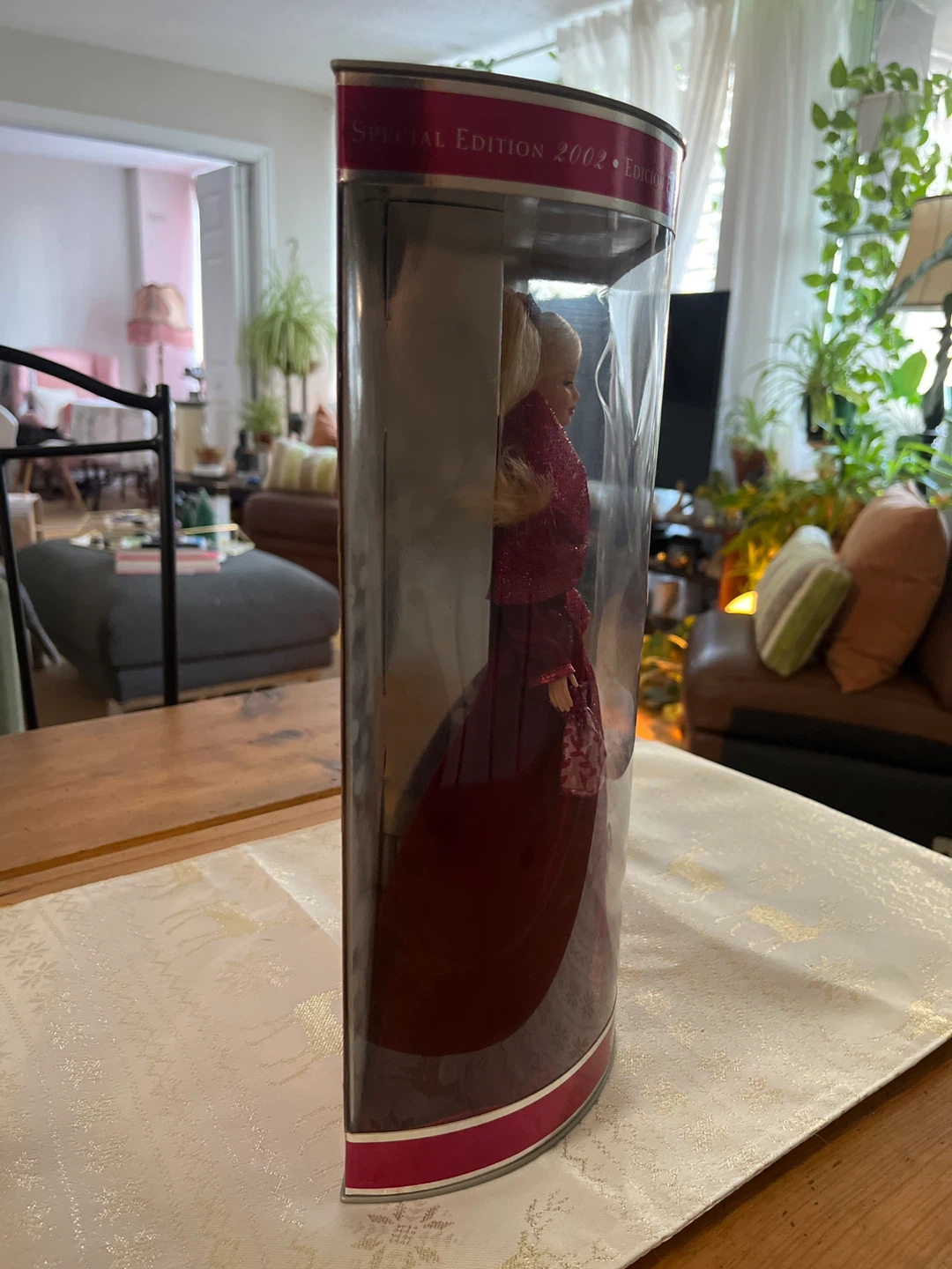 2002 Holiday Celebration Barbie Doll - Special Edition - photo 3