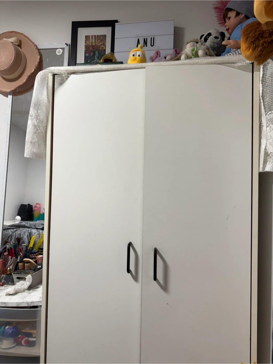 White wardrobe, drawer and mirror - photo 2