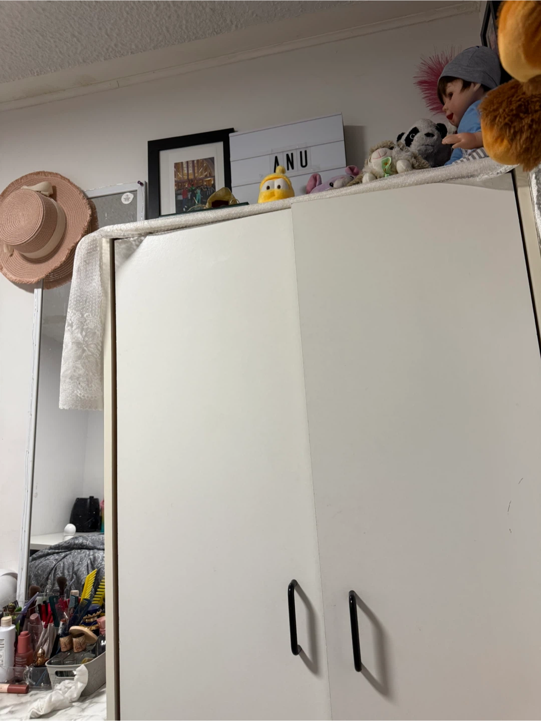 White wardrobe, drawer and mirror - photo 3