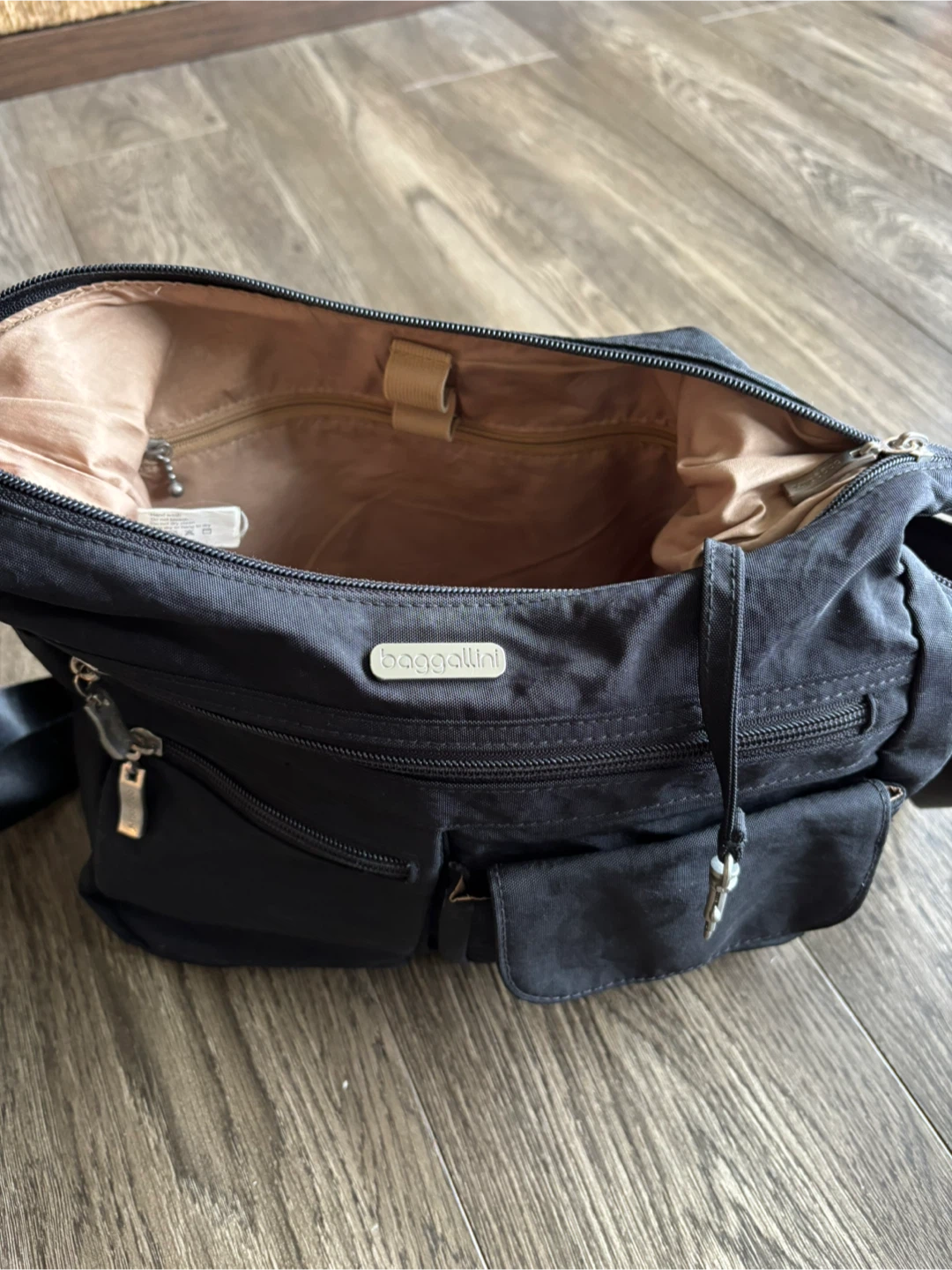 Baggallini Black Crossbody Bag - photo 3